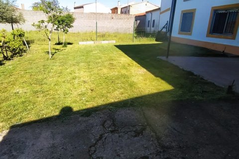 House for sale in Salamanca, Spain 3 bedrooms, 177 sq.m. No. 185998 - photo 18