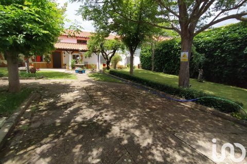 House for sale in Salamanca, Spain 3 bedrooms, 177 sq.m. No. 185998 - photo 24