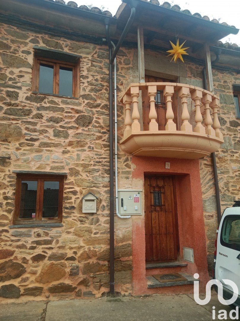 House in Alija Del Infantado, Leon, Spanien 6 Schlafzimmer, 188 m2 Nr. 185995