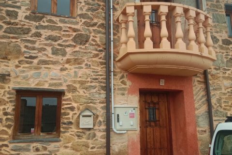 House zum Verkauf in Alija Del Infantado, Leon, Spanien 6 Schlafzimmer, 188 m2 Nr. 185995 - Foto 2