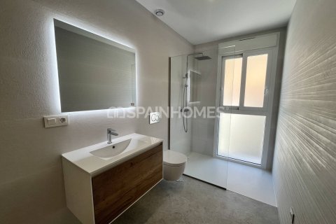 Lägenhet till salu i Torrevieja, Alicante, Spanien 3 sovrum, 117 kvm. Nr. 164359 - foto 22