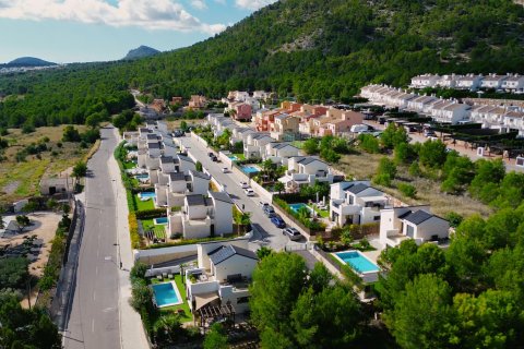 Radhus till salu i Polop, Alicante, Spanien 3 sovrum, 500 kvm. Nr. 140679 - foto 13