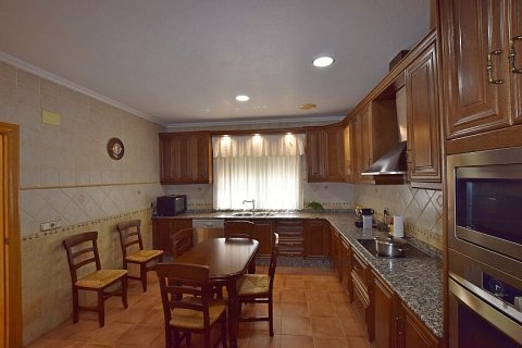 House for sale Abanilla, Murcia, Spain 4 bedrooms, 240 sq.m. No. 111302 - photo 26
