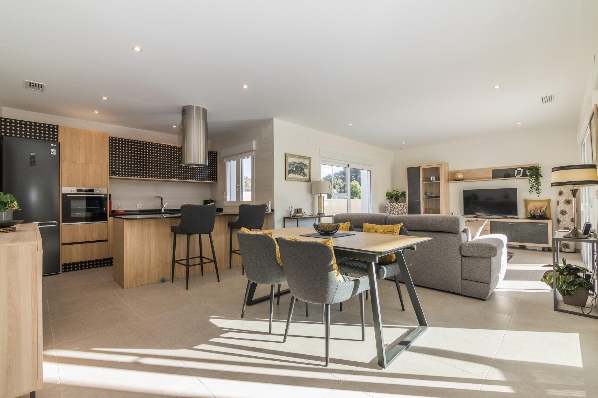 Huvila Pinoso, Alicante, Espanja 3 makuuhuonetta, 146 m2 No. 111307