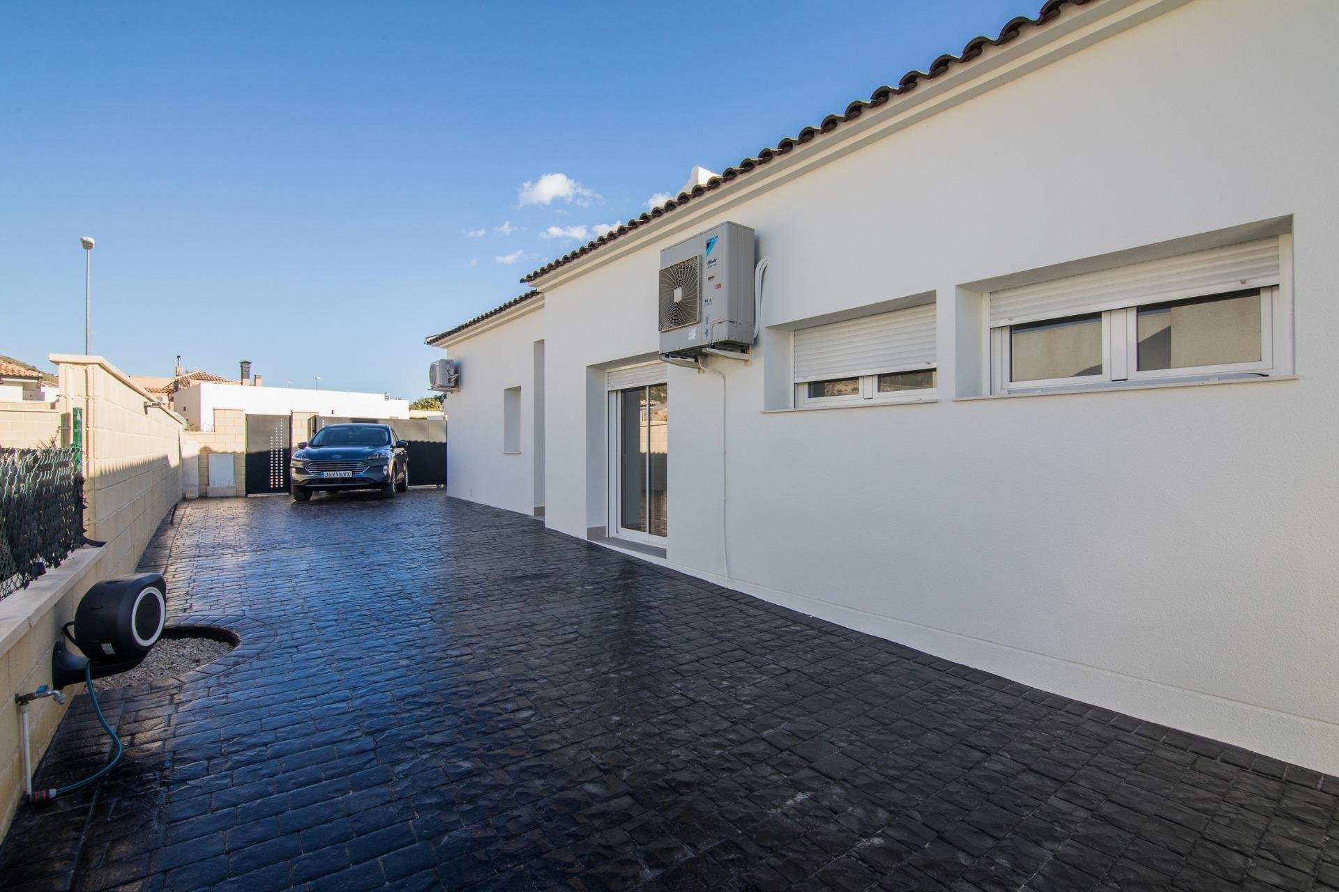 Huvila Pinoso, Alicante, Espanja 3 makuuhuonetta, 146 m2 No. 111307