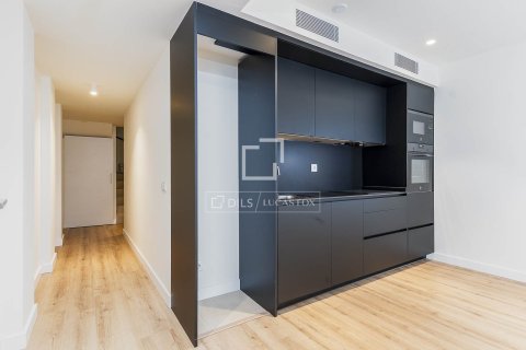 Dzīvoklis pārdošanā Barcelona, Spānijā 2 istabas, 94 m2 Nr. 150779 - attēls 15