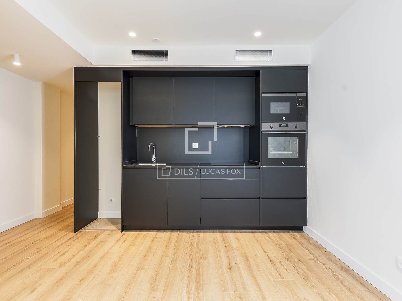 Huoneisto Barcelona, Espanja 2 makuuhuonetta, 94 m2 No. 150779