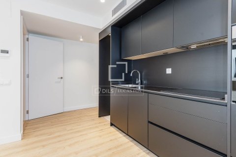 Dzīvoklis pārdošanā Barcelona, Spānijā 2 istabas, 94 m2 Nr. 150779 - attēls 17