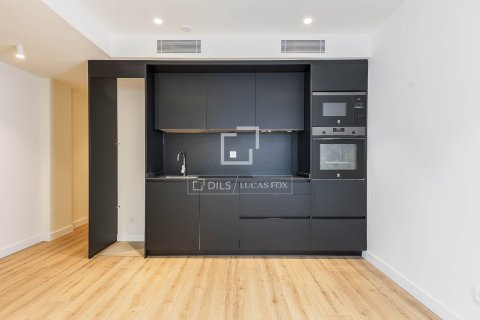 Dzīvoklis pārdošanā Barcelona, Spānijā 2 istabas, 94 m2 Nr. 150778 - attēls 16