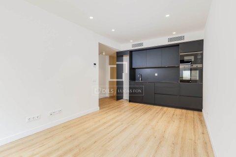 Dzīvoklis pārdošanā Barcelona, Spānijā 2 istabas, 94 m2 Nr. 150778 - attēls 12