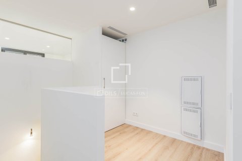 Dzīvoklis pārdošanā Barcelona, Spānijā 2 istabas, 94 m2 Nr. 150778 - attēls 19