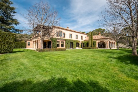 Huvila Alcobendas, Madrid, Espanja 8 makuuhuonetta, 1700 m2 No. 160570