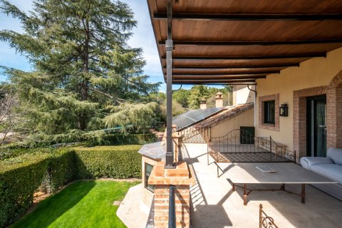 Huvila myytävänä Alcobendas, Madrid, Espanja, 8 makuuhuonetta, 1700 m2 No. 160570 - kuva 19