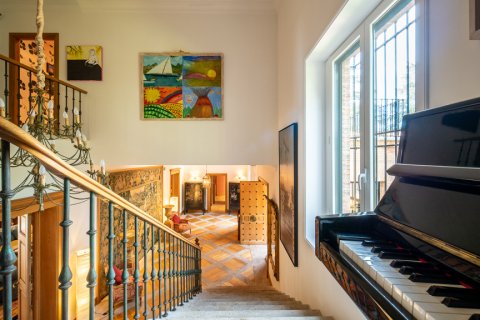 Huvila myytävänä Alcobendas, Madrid, Espanja, 8 makuuhuonetta, 1700 m2 No. 160570 - kuva 3