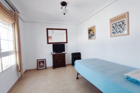 Villa à vendre La Marina, Alicante, Espagne, 3 chambres, 172 m2 No. 113112 - photo 23