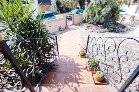 Villa à vendre La Marina, Alicante, Espagne, 3 chambres, 172 m2 No. 113112 - photo 4
