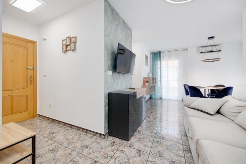 Apartment for sale Torrevieja, Alicante, Spain 3 bedrooms, 93 sq.m. No. 113176 - photo 2