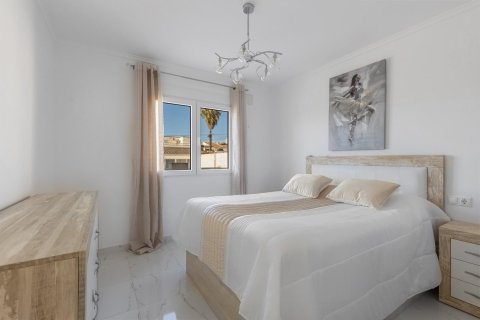 Villa à vendre La Siesta, Alicante, Espagne, 3 chambres, 252 m2 No. 113180 - photo 23