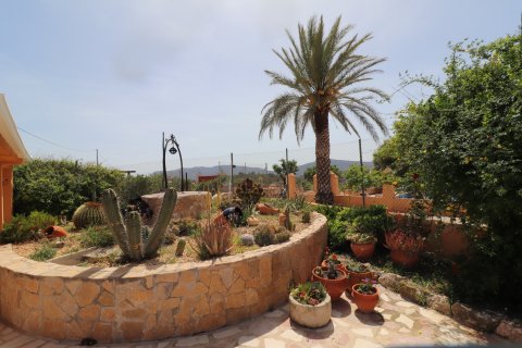 Finca myytävänä Hondon De Las Nieves, Alicante, Espanja, 5 makuuhuonetta, 440 m2 No. 189184 - kuva 15