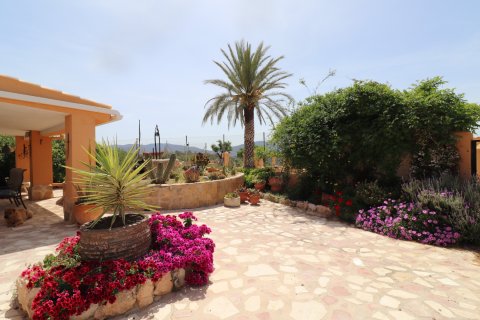 Finca myytävänä Hondon De Las Nieves, Alicante, Espanja, 5 makuuhuonetta, 440 m2 No. 189184 - kuva 7