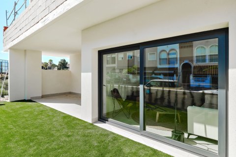 Bungalow till salu i Torrevieja, Alicante, Spanien 2 sovrum, Nr. 190588 - foto 13