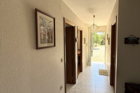 Townhouse for sale in Leon, Spain 2 bedrooms, 110 sq.m. No. 185414 - photo 3
