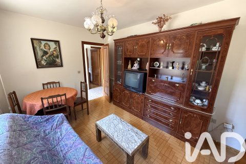 Townhouse for sale in Leon, Spain 2 bedrooms, 110 sq.m. No. 185414 - photo 10