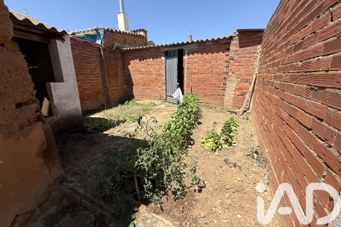 Townhouse for sale in Leon, Spain 2 bedrooms, 110 sq.m. No. 185414 - photo 25