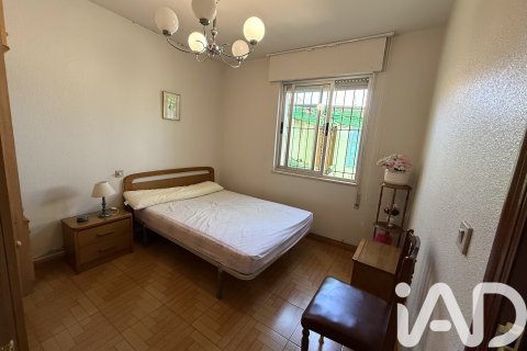 Townhouse for sale in Leon, Spain 2 bedrooms, 110 sq.m. No. 185414 - photo 20