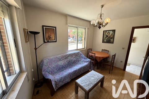 Townhouse for sale in Leon, Spain 2 bedrooms, 110 sq.m. No. 185414 - photo 9
