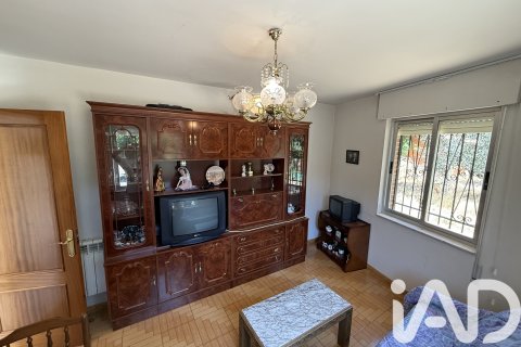 Townhouse for sale in Leon, Spain 2 bedrooms, 110 sq.m. No. 185414 - photo 12