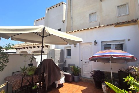 Townhouse for sale in Los Balcones, Alicante, Spain 3 bedrooms, 78 sq.m. No. 190295 - photo 18