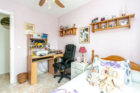 Townhouse for sale in Torrevieja, Alicante, Spain 2 bedrooms, 71 sq.m. No. 190298 - photo 26