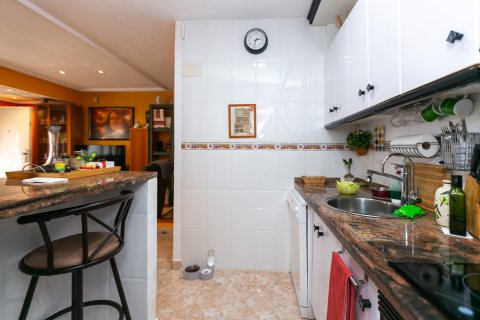 Townhouse for sale in Torrevieja, Alicante, Spain 2 bedrooms, 71 sq.m. No. 190298 - photo 16