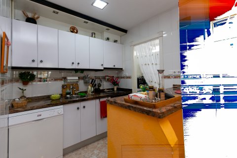 Townhouse for sale in Torrevieja, Alicante, Spain 2 bedrooms, 71 sq.m. No. 190298 - photo 12