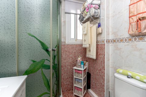 Townhouse for sale in Torrevieja, Alicante, Spain 2 bedrooms, 71 sq.m. No. 190298 - photo 29