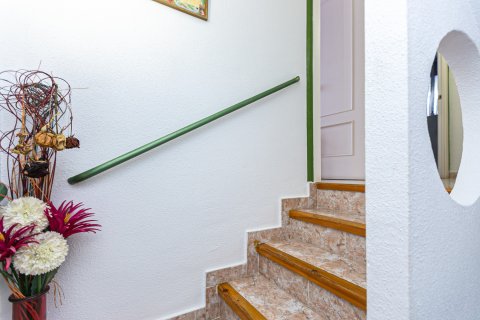 Townhouse for sale in Torrevieja, Alicante, Spain 2 bedrooms, 71 sq.m. No. 190298 - photo 23