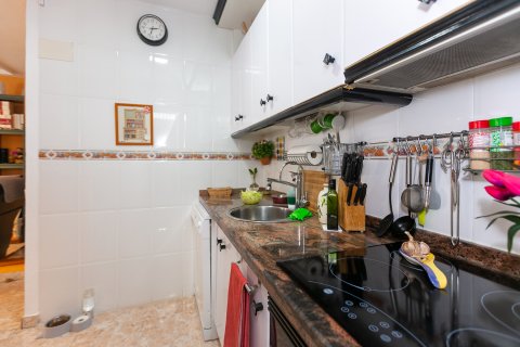 Townhouse for sale in Torrevieja, Alicante, Spain 2 bedrooms, 71 sq.m. No. 190298 - photo 17