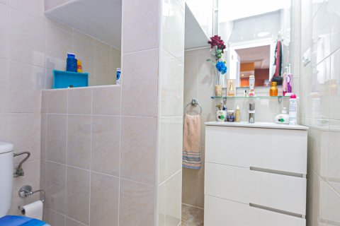 Townhouse for sale in Torrevieja, Alicante, Spain 2 bedrooms, 71 sq.m. No. 190298 - photo 19