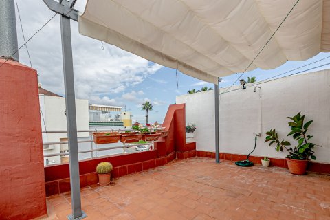 Townhouse for sale in Torrevieja, Alicante, Spain 2 bedrooms, 71 sq.m. No. 190298 - photo 4
