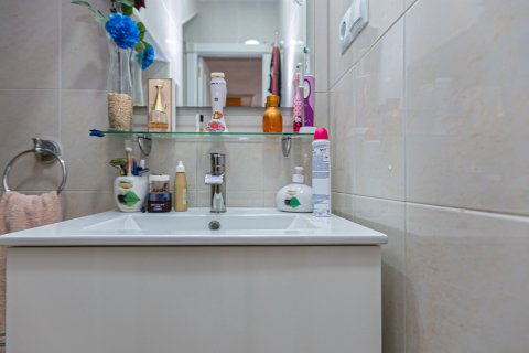 Townhouse for sale in Torrevieja, Alicante, Spain 2 bedrooms, 71 sq.m. No. 190298 - photo 18