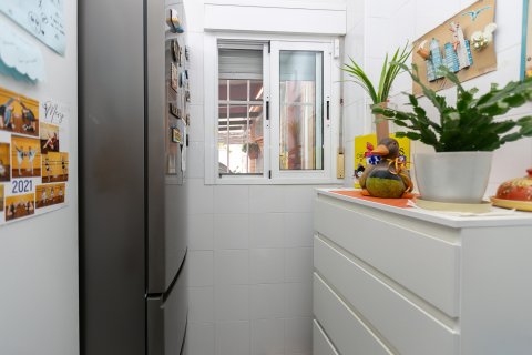 Townhouse for sale in Torrevieja, Alicante, Spain 2 bedrooms, 71 sq.m. No. 190298 - photo 15