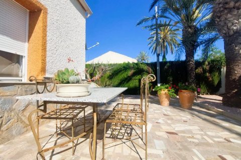 House zum Verkauf in La Marina, Alicante, Spanien 5 Schlafzimmer, 315 m2 Nr. 168801 - Foto 7