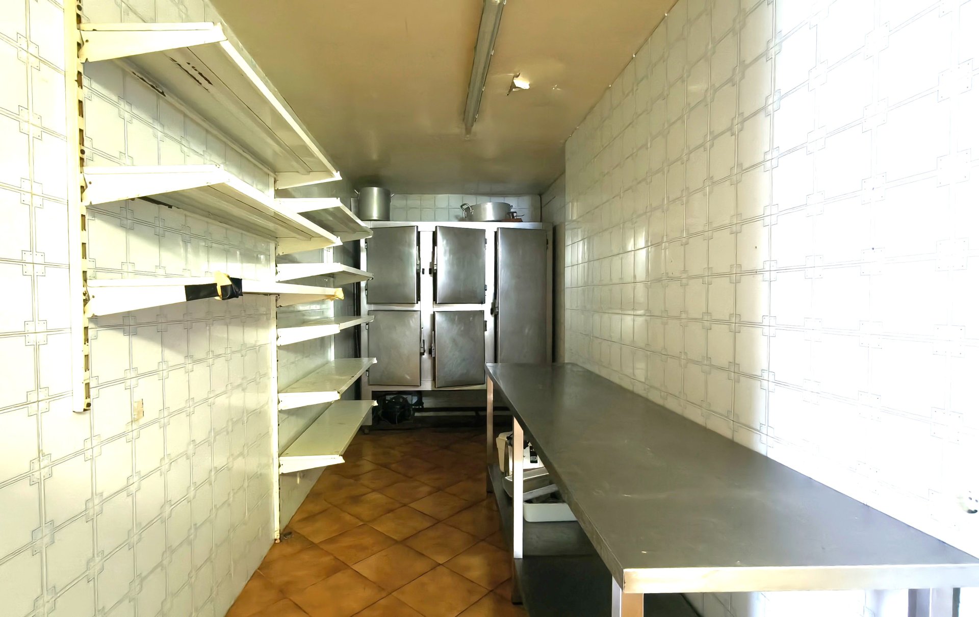Commercial property à Cala Figuera, Mallorca, Espagne 182 m2 No. 151188