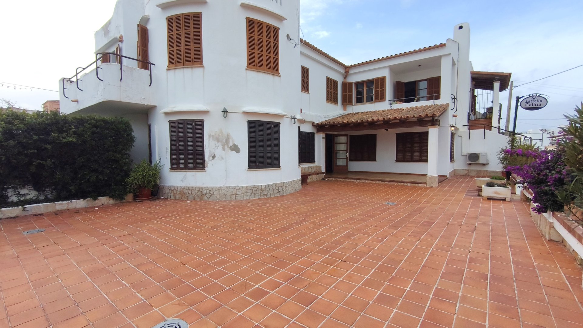 Commercial property à Cala Figuera, Mallorca, Espagne 182 m2 No. 151188