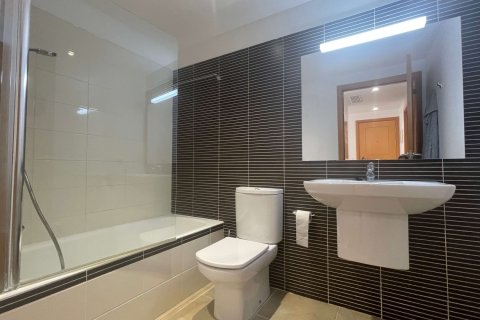 Apartamento en alquiler en Palma de Mallorca, Mallorca, España 2 dormitorios, 70 m2 No. 196130 - foto 7