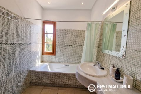Villa zur Miete in Galilea, Mallorca, Spanien 3 Schlafzimmer, 381 m2 Nr. 196131 - Foto 23