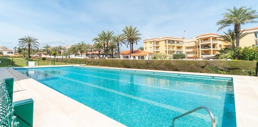 Appartamento a Punta Prima, Alicante, Spagna 2 camere da letto, 73 mq. N° 194880
