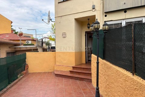 Talo myytävänä Mollet Del Valles, Barcelona, Espanja, 4 makuuhuonetta, 120 m2 No. 191107 - kuva 3