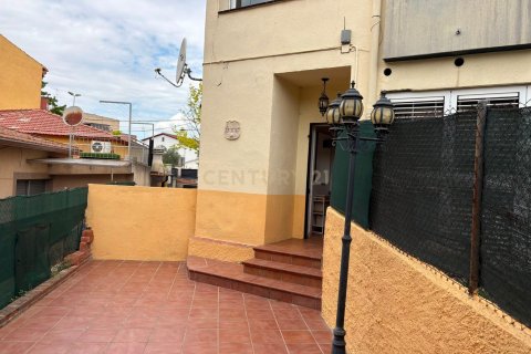 Talo myytävänä Mollet Del Valles, Barcelona, Espanja, 4 makuuhuonetta, 120 m2 No. 191107 - kuva 2